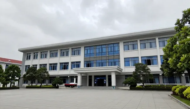 网页制作网站制作：信息展示套餐助力企业精准营销